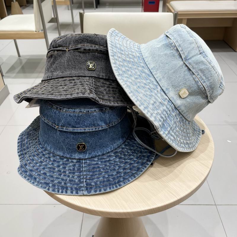 LV hat 021001